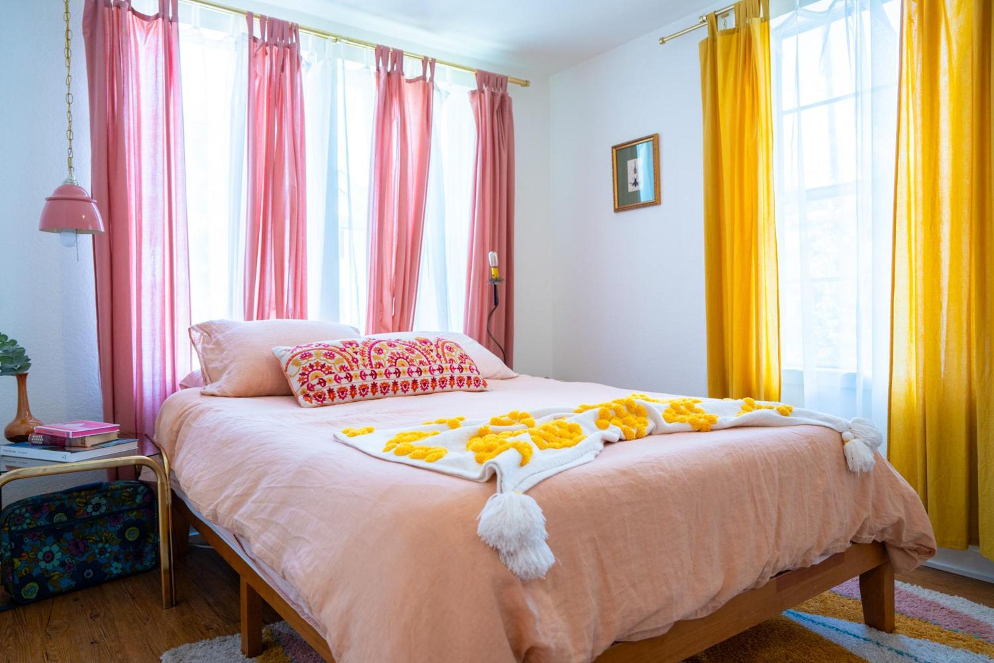 Stylish, Artsy Bungalow Central Eastside Austin Esterno foto