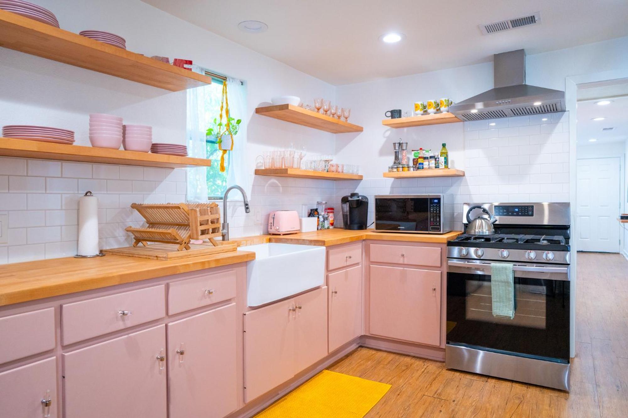 Stylish, Artsy Bungalow Central Eastside Austin Esterno foto