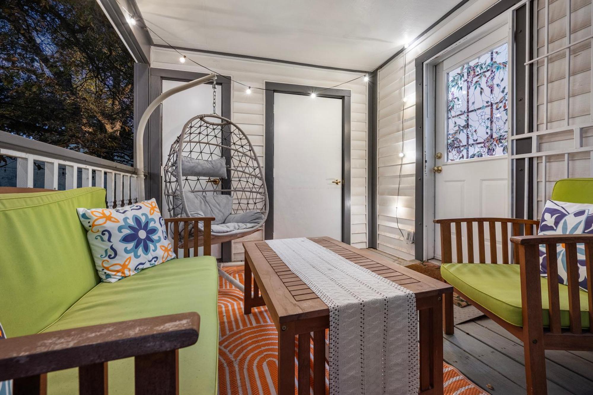 Stylish, Artsy Bungalow Central Eastside Austin Esterno foto